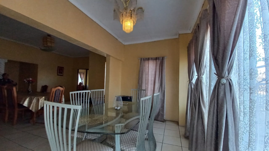 4 Bedroom Property for Sale in Ehrlich Park Free State